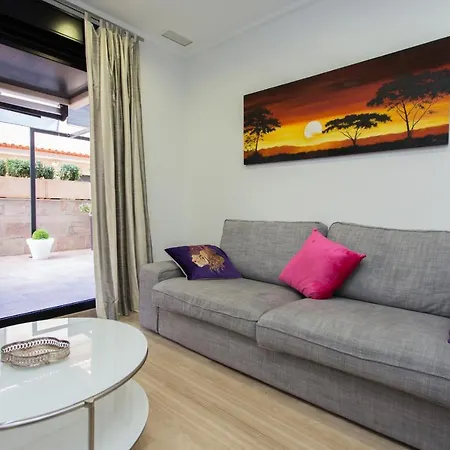 With Heated Pool Apartment *